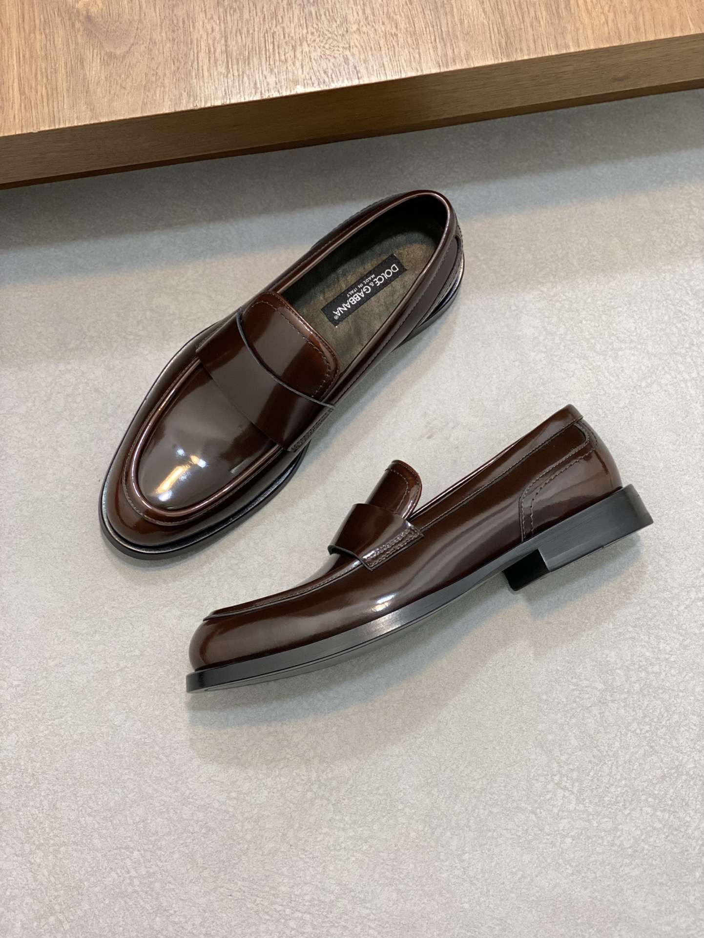 olce & Gabbana shoe
